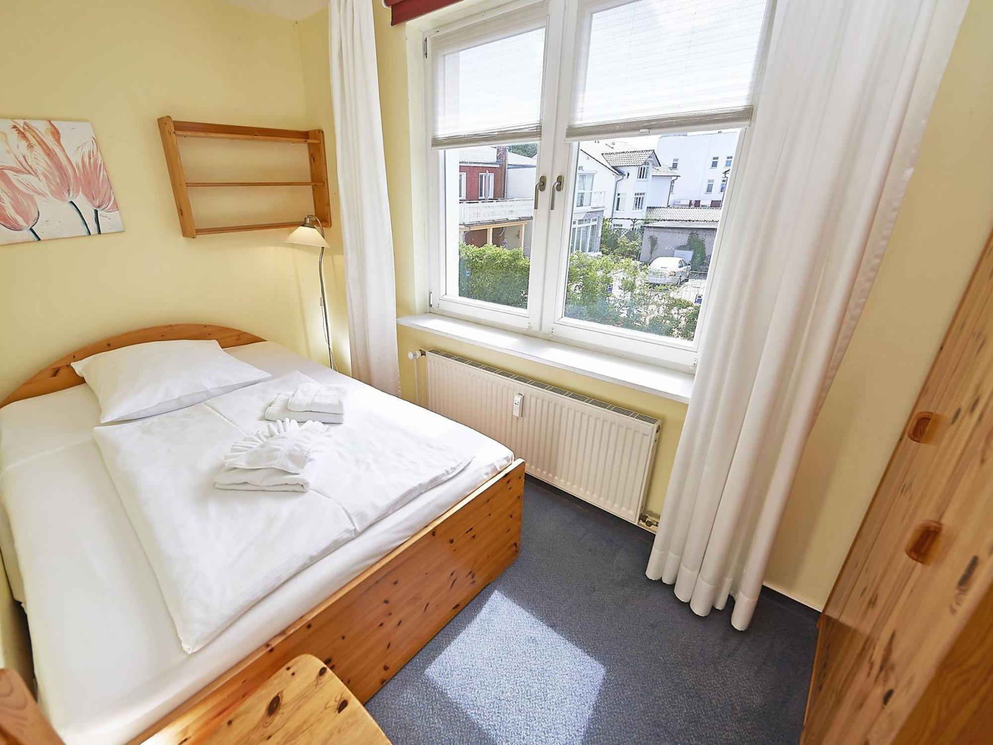 Apartment Haus Concordia F512 - Wg 15 Putbus Mit Seitlichem Meerblick *